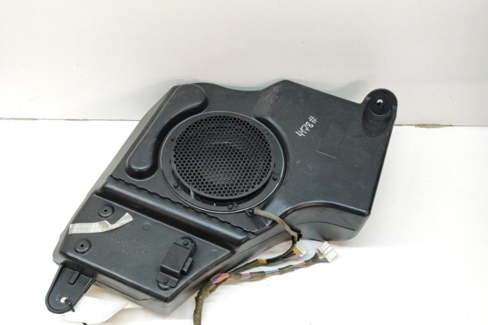 Subwoofer JEEP COMPASS MK49 2011 OEM: 05064979AA | 22901910