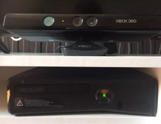Consola XBOX 360 4GB+500GB cu Kinect si 45 de jocuri foto