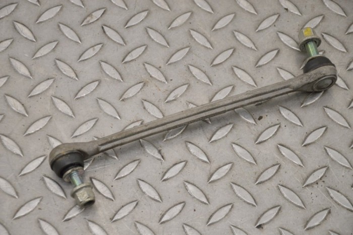 Bieleta stabilizatoare dreapta față FORD ECOSPORT 2022 17178945