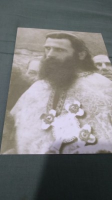 FOTO CU PARINTELE ARSENE BOCA I LA SAMBATA DE SUS IN TIMPULK UNEI SLUJBE 21 /.16 CM foto