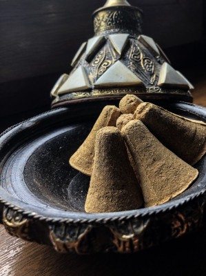 Conuri de Palo Santo - 100g(24bucati) foto