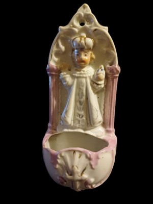 Aghiasmatar catolic de perete, copilul Iisus de la Praga, porțelan de Boemia foto