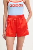 Adidas Originals pantaloni scurti Shorts culoarea roșu, cu imprimeu, high waist, KD2286