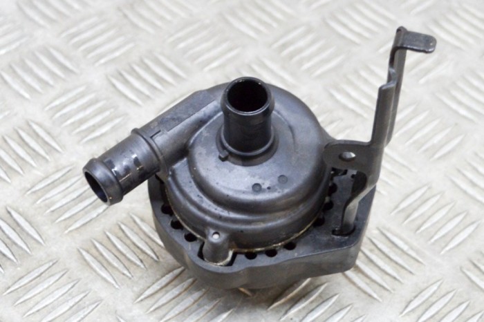 Pompa de apa auxiliara JAGUAR I-PACE X590 2020 OEM: J9D3-8501-AA,J9D3-18D473-AA 17675194