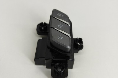 Comutator HYUNDAI IONIQ AE 2021 OEM: 93250-G2100 22364368 foto