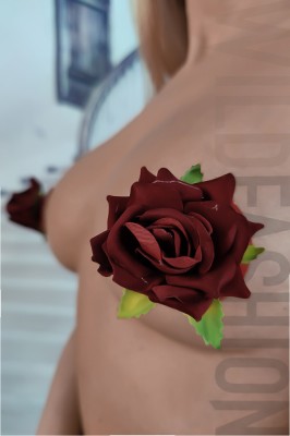 TE172-232 Accesorii fetish pentru sani cu silicon si trandafiri 3D foto