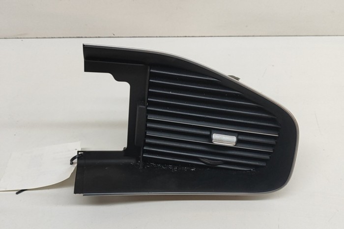 Gura de ventilație planșa de bord MERCEDES-BENZ GLE W167 2022 OEM: A1678302700 29501873