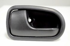 Maner interior deschidere usa Mazda 323F 1994-2003, Fata/ Spate, partea Stanga GA2K-59-330B-A , CULOARE NEGRU foto