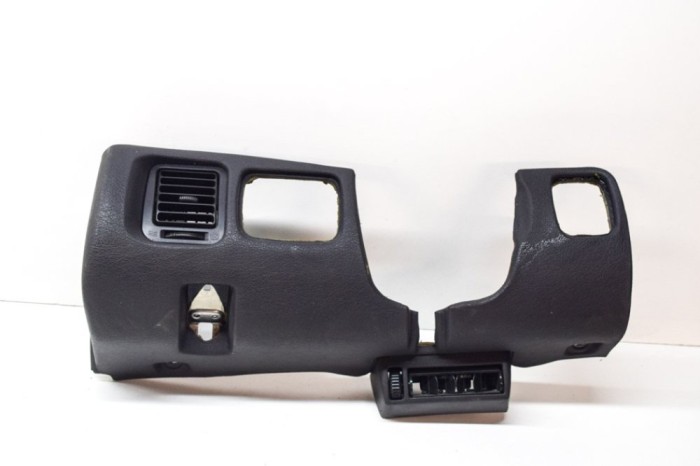 Ornament inferior planșa de bord DODGE STEALTH 1992 OEM: MB604577 13879527
