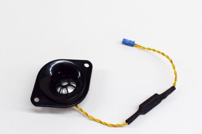 Difuzor ușă dreapta spate BMW 4 Gran Coupe F36 2016 OEM: 9184795,8907001507 21637999