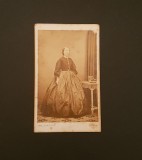 Fotografie carte de vizită veche Anglia. Portret Femeie . Studio Victorian