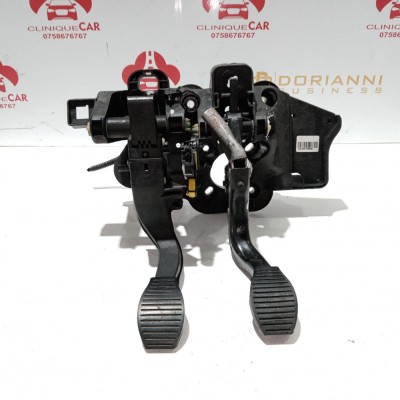 Bloc pedalier Fiat 500L 1.3multiJet 2014-2017 foto