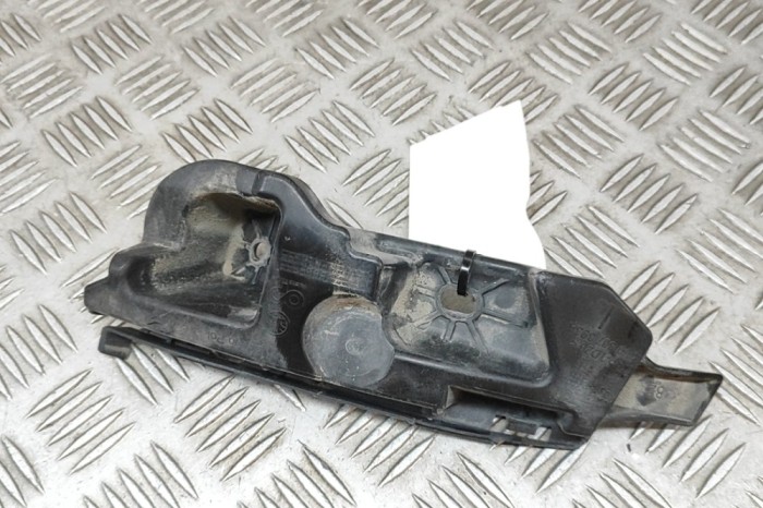 Suport bara de protecție st&acirc;nga spate SKODA SUPERB III Estate 3V5 2019 OEM: 3V9807393A 30472143
