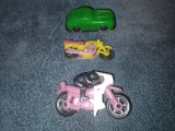 2 MOTOCICLETE SI O MASINUTA ROMANESTI PERIOADA COMUNIST