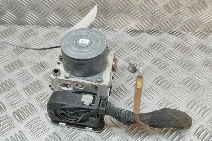 Pompa ABS MERCEDES-BENZ C T-Model S205 2014 OEM: A2054313412,A2059012900 28589146