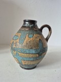 Vază ceramică vintage West Germany (WGP) &ndash; Model cu toartă, 15 cm, Art Pottery