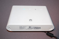 Router LTE 4G HUAWEI B310s-22 150Mbps download speed liber in orice retea foto