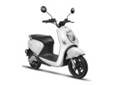 Cumpara ieftin Scuter electric Z-Tech ZT-23-B CRYSTAL 2.0, motor 1800W, baterie dublă 60V 2x20Ah, viteza 45km/h, autonomie 60km - Alb
