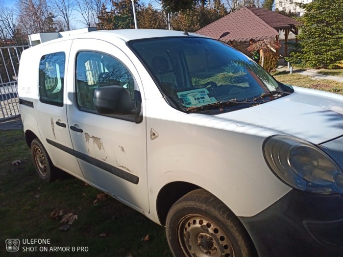 Autoutilitara RENAULT KANGOO Furgon reducere 30%