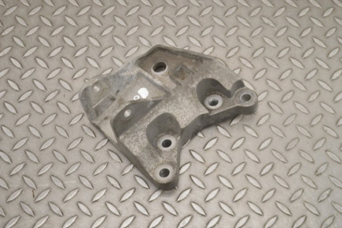 Suport motor dreapta LAND ROVER RANGE ROVER EVOQUE L538 2016 OEM: GJ32-6P096-AE | 15424236