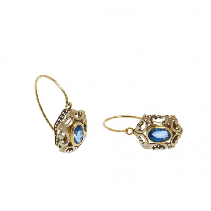 Cercei din aur 18K, model vegetal, vintage, ornamentati cu safire Cercei din aur 18K, model vegetal, vintage, ornamentati cu safire