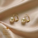 Cercei Perla Serena cu perle eco albe de 1 cm, placati cu aur 18K Brazilia