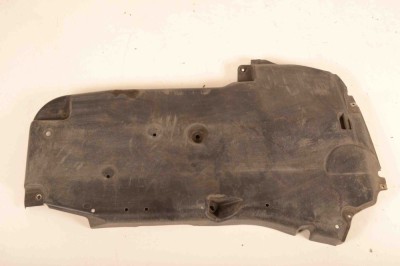 Scut motor central spate MERCEDES-BENZ C W205 2017 OEM: A2056908900 foto