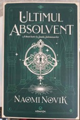 ULTIMUL ABSOLVENT-NAOMI NOVIK-250953 foto