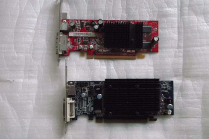 2 placi video de office x300SE si hd 4550 pci express