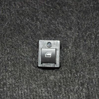 Buton geam ușă dreapta spate BMW 7 E65, E66, E67 2006 OEM: 8379597 2718428 foto