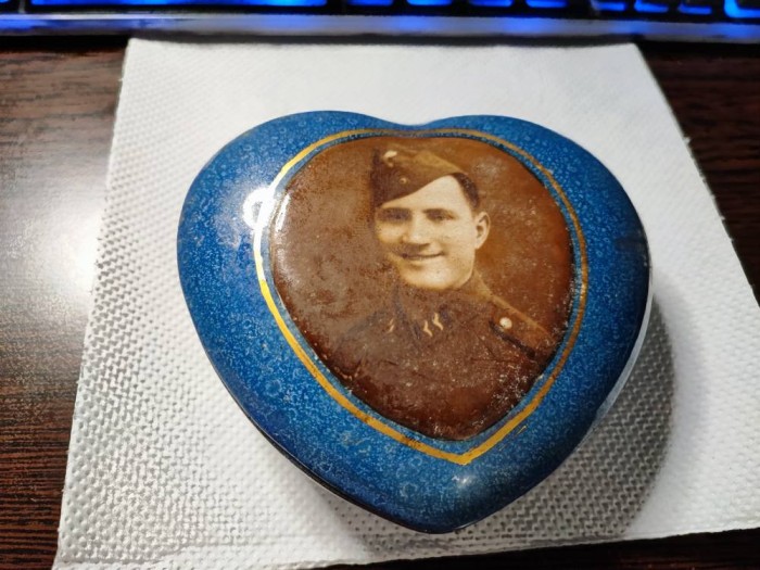 Caseta vintage ceramica cu soldat