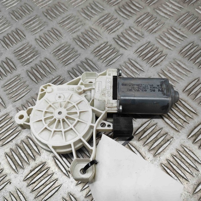 Motor macara geam ușă dreapta față VW ARTEON 3H7 2023 OEM: 4K0959802 28202422