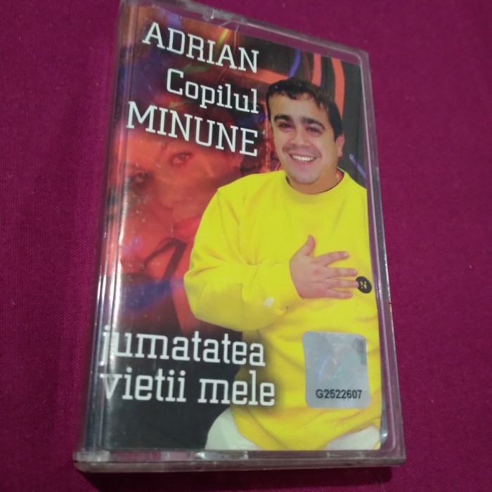 CASETA MANELE ADRIAN COPILUL MMINUNE-JUMATATEA VIETII MELE RARA!!!!!ORIGINALA