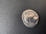 Denar roman din perioada &icirc;mpăratului Traian (98&ndash;117 d.Hr.)