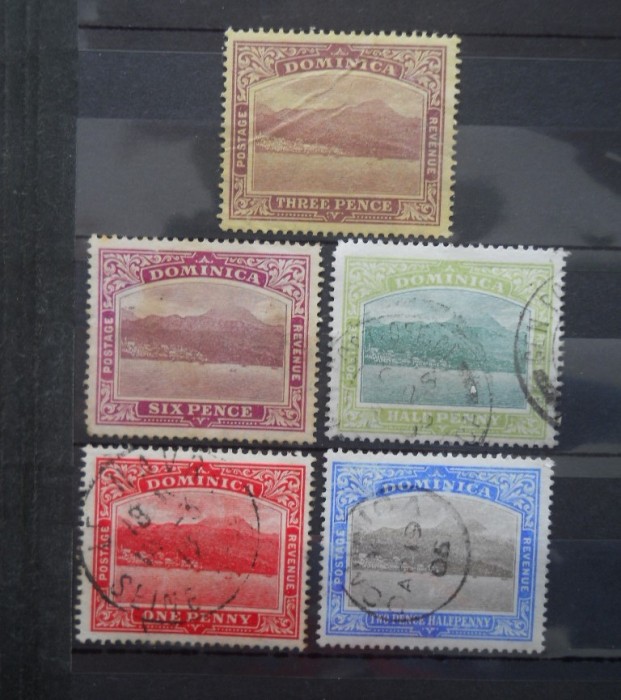 DOMINICA 5V