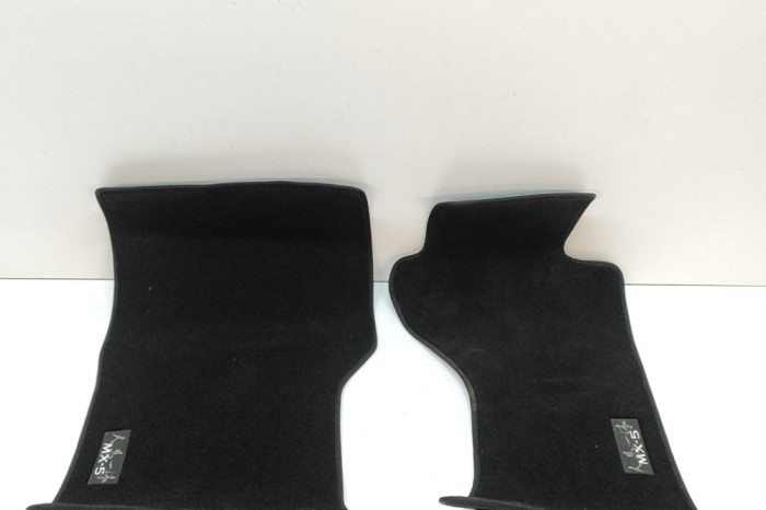 Set covorașe MAZDA MX-5 IV ND 2022 OEM: NG8M-V0-320 | 32052617