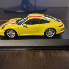 Macheta PORSCHE 911 (991) R COUPE 2016 - Minichamps, scara 1/43, noua.