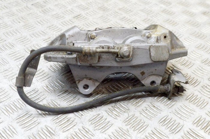 Etrier de fr&acirc;nă dreapta față TESLA MODEL 3 2022 OEM: 1044622-00-F 20206236