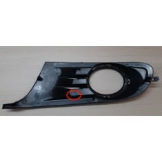 Grila bara fata Vw Golf 6 5K1 10.2008-2013, partea Dreapta capac 5K0853666 cu gaura pentru proiector , cu inel cromat CLEMA RUPTA