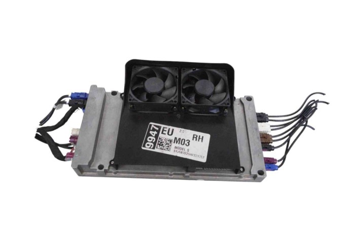 Alt modul de control TESLA MODEL S 2016 OEM: 1125800-00-B 23115406