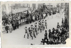 D303 Echipa fotbal Frontul Rosu manifestatie 1 mai 1949 Campulung Moldovenesc foto