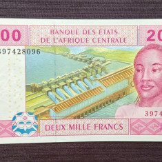 Statele Central Africane - 2000 Francs / franci (2002)