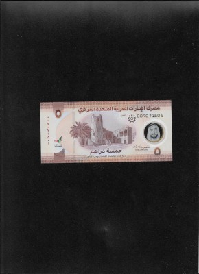 Emiratele Arabe Unite 5 dirhams 2022 seria00707180 unc ploymer foto