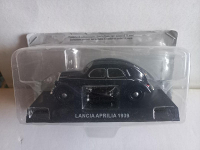 Macheta Lancia Aprilia - 1939 CARABINIERI scara 1:43 foto