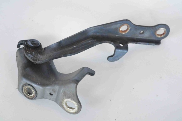 Balama capota st&acirc;nga față LEXUS RX _U3_ 2004 1639090