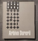 Lucian Boia; Tom Sandqvist; Cristi Puiu et al. - Arhiva Durerii. Archive of Pain