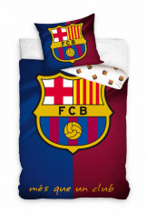 Lenjerie pat FC Barcelona sigla mare, 2 piese, 140x200cm foto