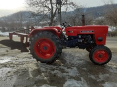 Tractor Universal 445, anvelope toate noi (fata + spate), servodirectie foto
