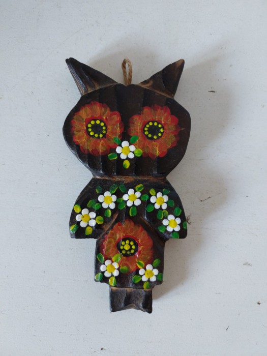Bufnita de lemn, pictata manual, Handmade in Romania, obiect decor, crafts