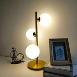 Veioza moderna Mustafa alb-auriu cu 3 globuri din sticla, 60 cm